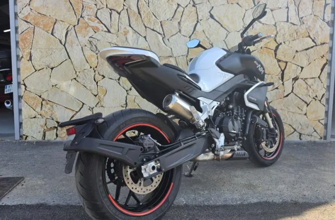 CF MOTO NK