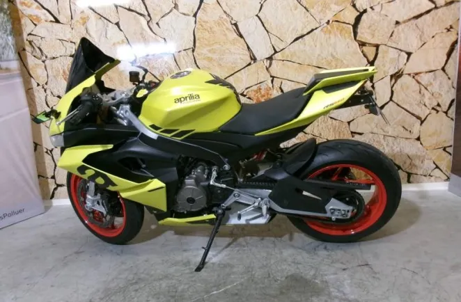 APRILIA RS 660 2025 105cv + RIZOMA