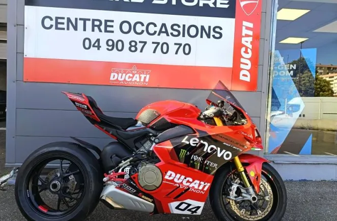 DUCATI PANIGALE V4 S 2024 EQUIPEE PISTE + CARENAGES ORIGINE GARANTIE 1AN