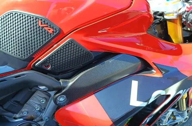 DUCATI PANIGALE V4 S 2024 EQUIPEE PISTE + CARENAGES ORIGINE GARANTIE 1AN