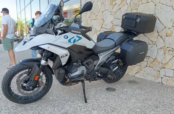 BMW 1300 GS full pack + options