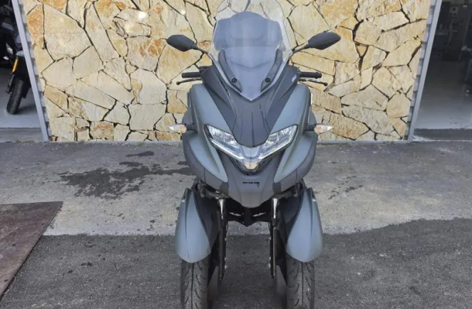 YAMAHA 300 ABS