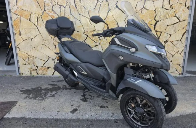 YAMAHA 300 ABS