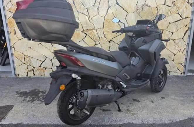 YAMAHA 300 ABS