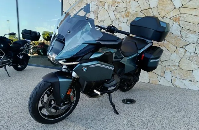 BMW 1300 RT boite auto full options + 719. GA 5 ANS