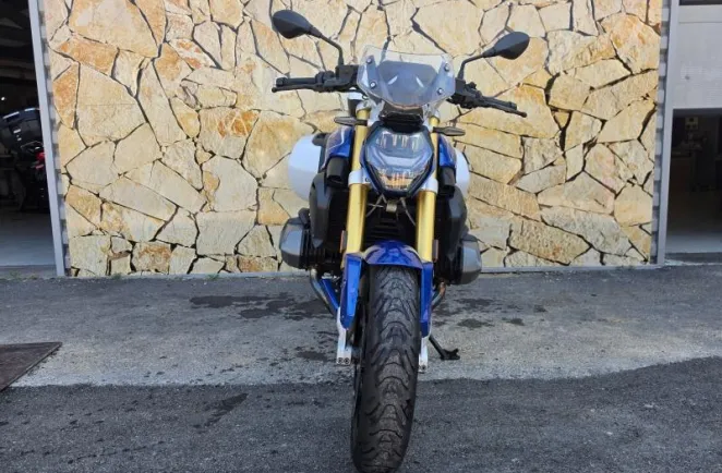 BMW 1250 R Evo