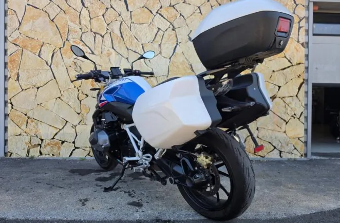 BMW 1250 R Evo