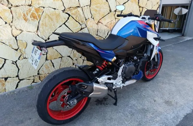 BMW F 900 R 2025