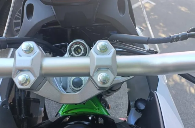 KAWASAKI 500 SE 1er main a saisir