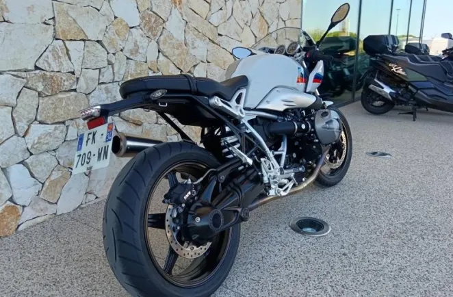 BMW 1200 NineT Racer + Capot de selle 6500km