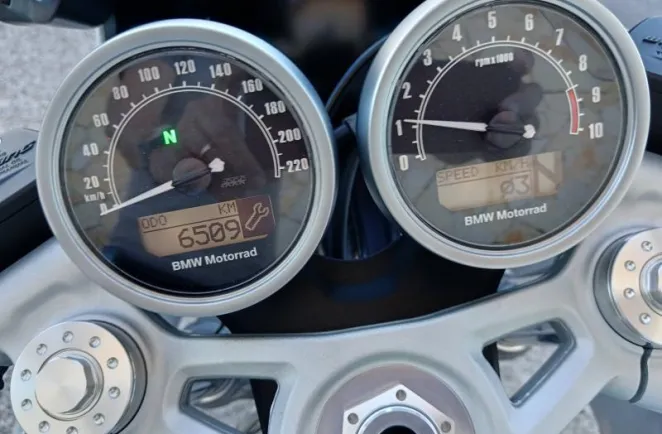 BMW 1200 NineT Racer + Capot de selle 6500km