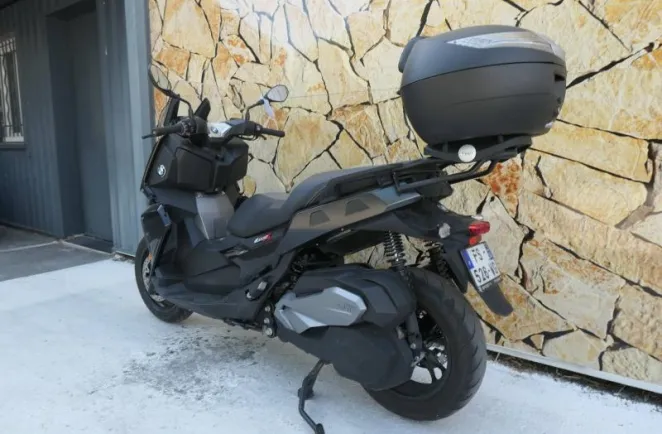 BMW 400 X Pack Confort + Top Case
