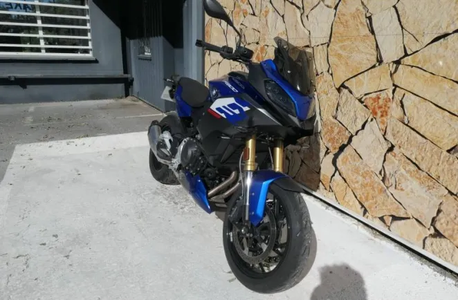BMW 900 XR Style Sport 105ch