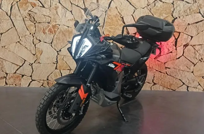 KTM Adventure 790 2024