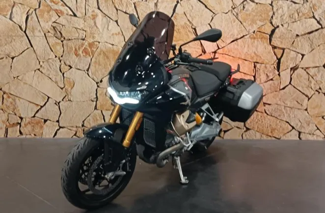 MOTO-GUZZI V100 Mandello 1000