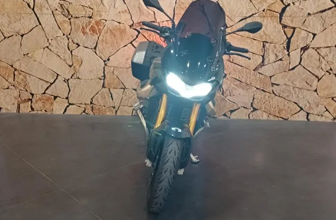 MOTO-GUZZI V100 Mandello 1000
