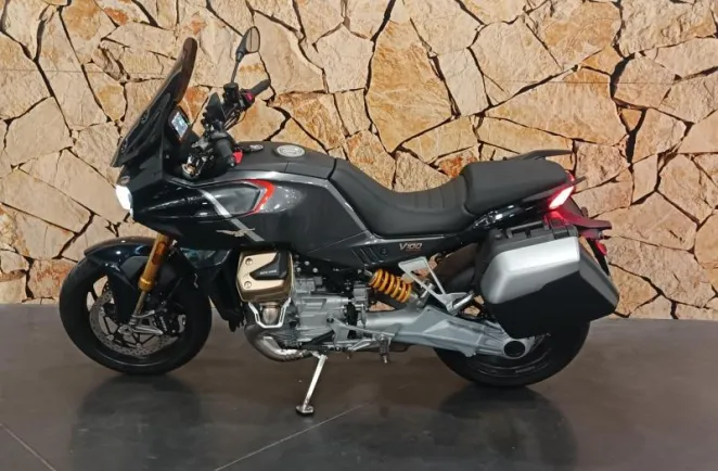 MOTO-GUZZI V100 Mandello 1000