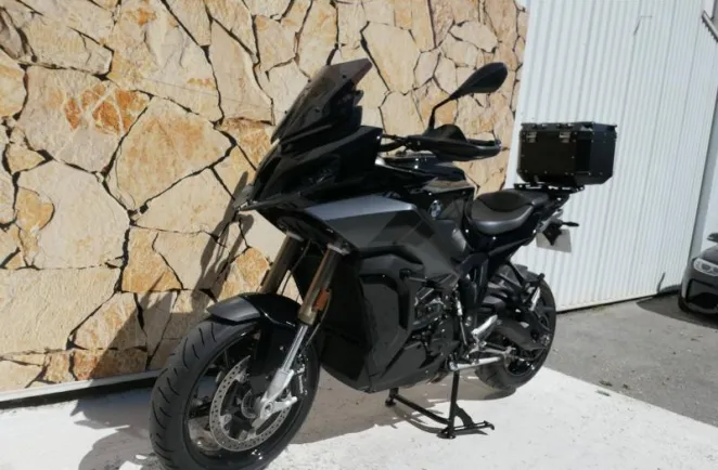 BMW 1000 XR Style Triple Black + Options