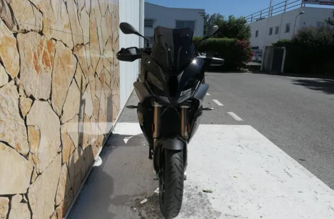 BMW 1000 XR Style Triple Black + Options