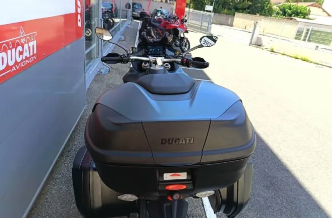 DUCATI Multistrada V4 S Travel & Radar 1ère main 4700 kms ! Ligne complète, Top case etc... gar