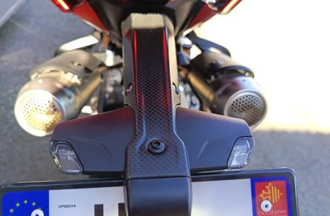 DUCATI Streetfighter V2 S 1ère main garantie 17/06/2027