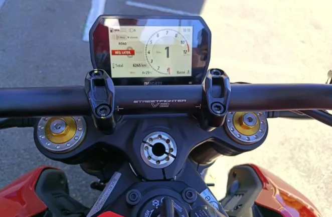 DUCATI Streetfighter V2 S 1ère main garantie 17/06/2027