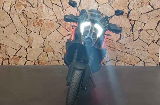 KTM SUPER ADVENTURE S .