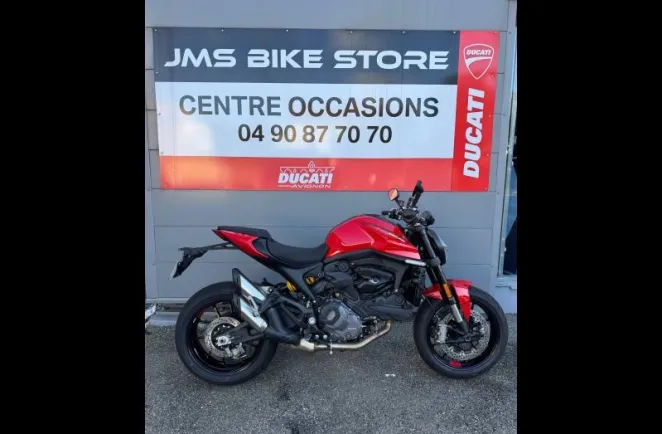 DUCATI Monster 937