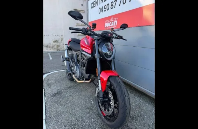 DUCATI Monster 937
