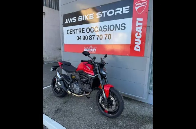 DUCATI Monster 937