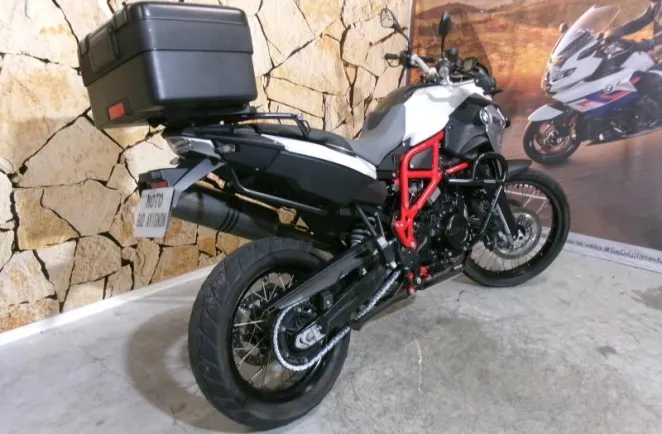 BMW F 800 GS A2 + AKRAPOVIC + TOP CASE + ESA