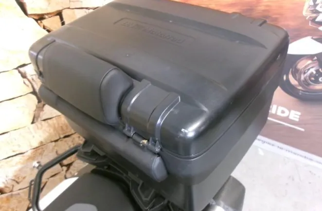 BMW F 800 GS A2 + AKRAPOVIC + TOP CASE + ESA
