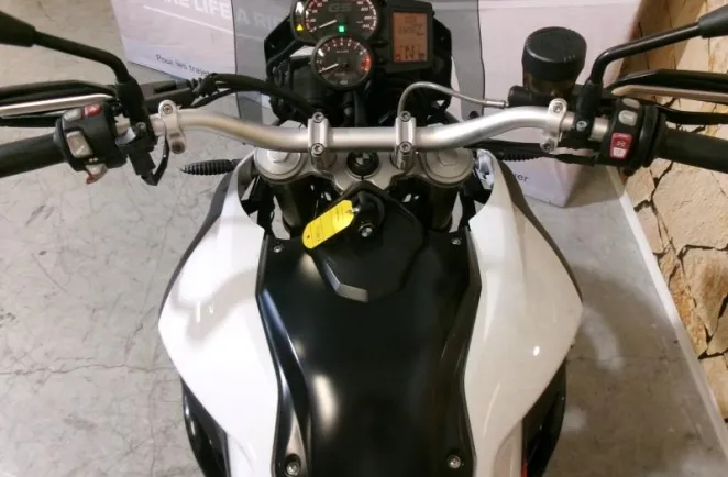 BMW F 800 GS A2 + AKRAPOVIC + TOP CASE + ESA