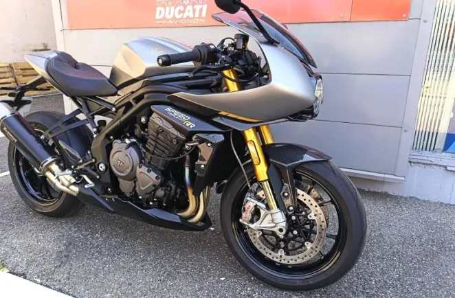TRIUMPH Speed Triple 1200 RR BREITLING 1ERE MAIN GTIE 21/06/2028