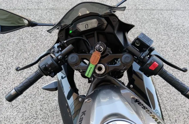 KAWASAKI 125 2024 + POT