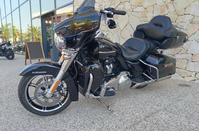 HARLEY-DAVIDSON 1868 Noir + pot