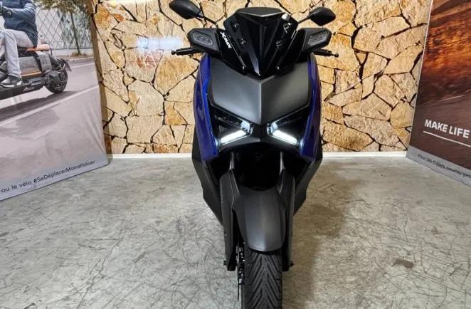 YAMAHA X-Max 125 2025