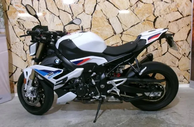 BMW S 1000 R 2025