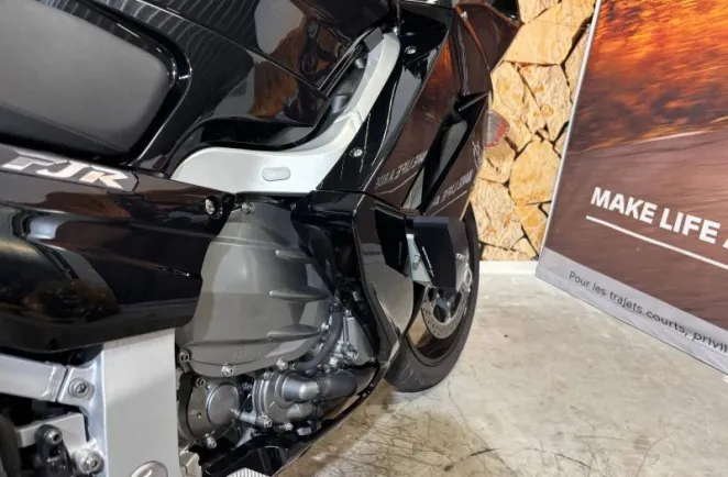 YAMAHA FJR 1300 2011