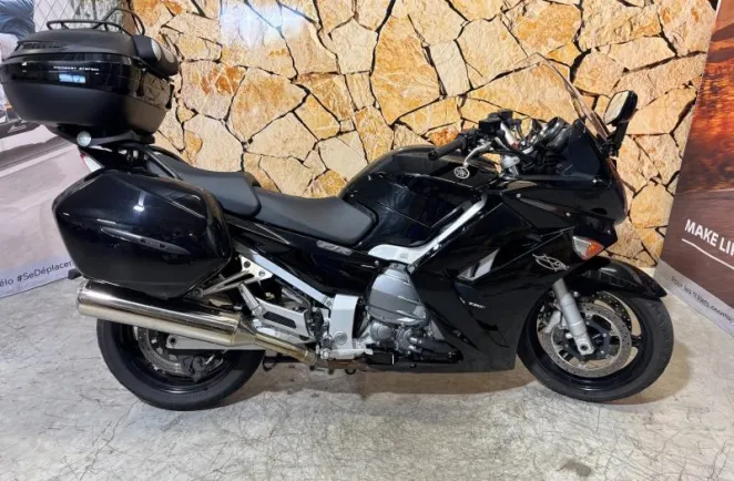 YAMAHA FJR 1300 2011