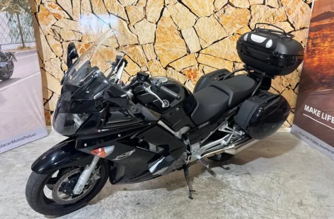 YAMAHA FJR 1300 2011