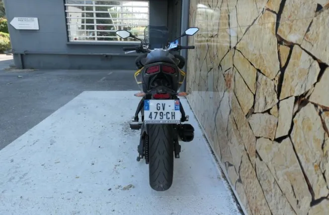 VOGE r