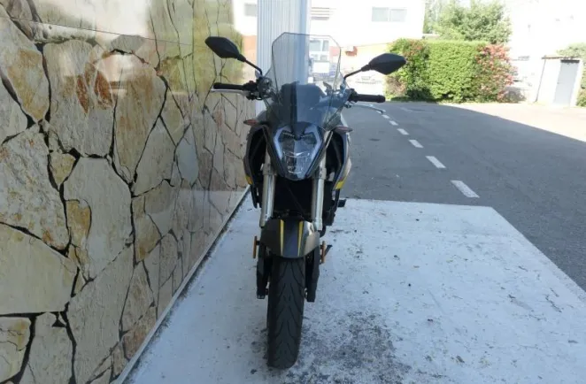 VOGE r