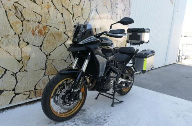 QJ MOTOR X