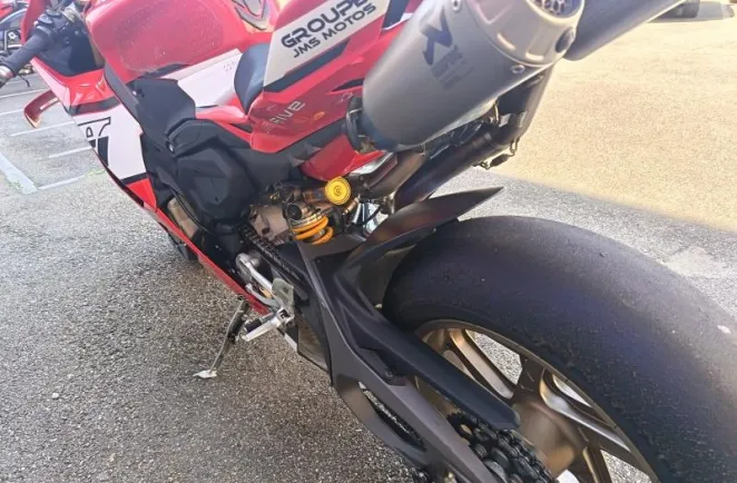 DUCATI Panigale V4 S mod 2025 1ère main- ligne complète