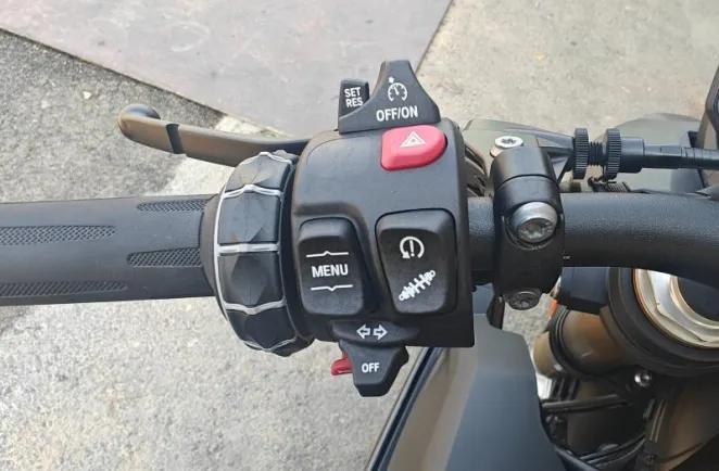 BMW 1000 R 2025 Finition PRO