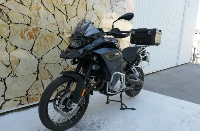 BMW 850 GS Adventure A2 Style Triple Black Finition Pro + Options