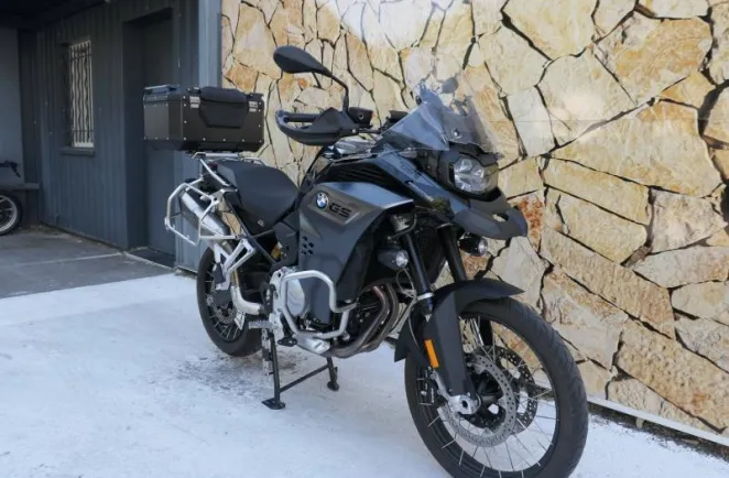 BMW 850 GS Adventure A2 Style Triple Black Finition Pro + Options