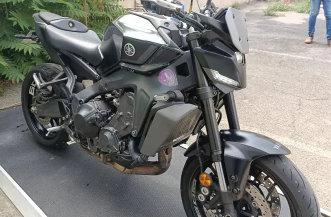 YAMAHA -09 900 REVISEE A SASIR