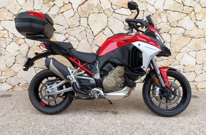 DUCATI V4 S 1160 Essential + options